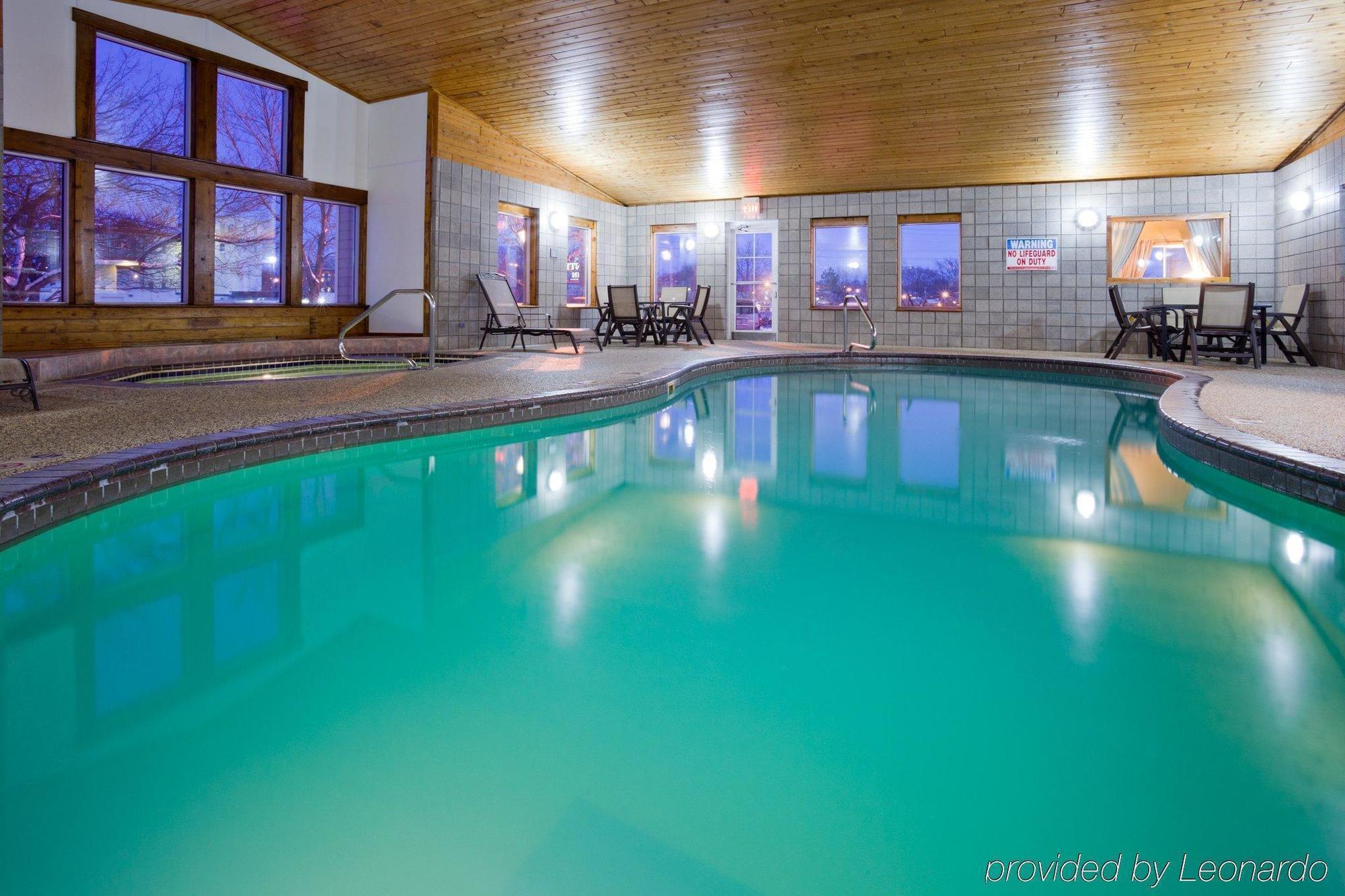 Country Inn & Suites By Radisson, Northfield, Mn Eksteriør bilde
